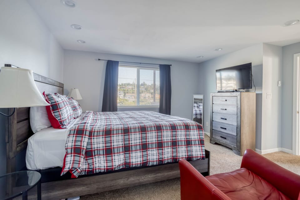 King Bed