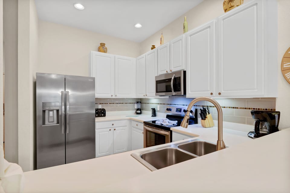 Fully equipped kitchen