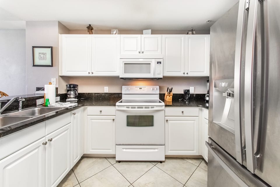 Kitchen has everything you need