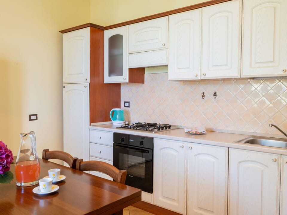 Cabinetry, Furniture, Countertop, Building, Property, Kitchen, Wood, Sink, Interior Design, Kitchen Sink