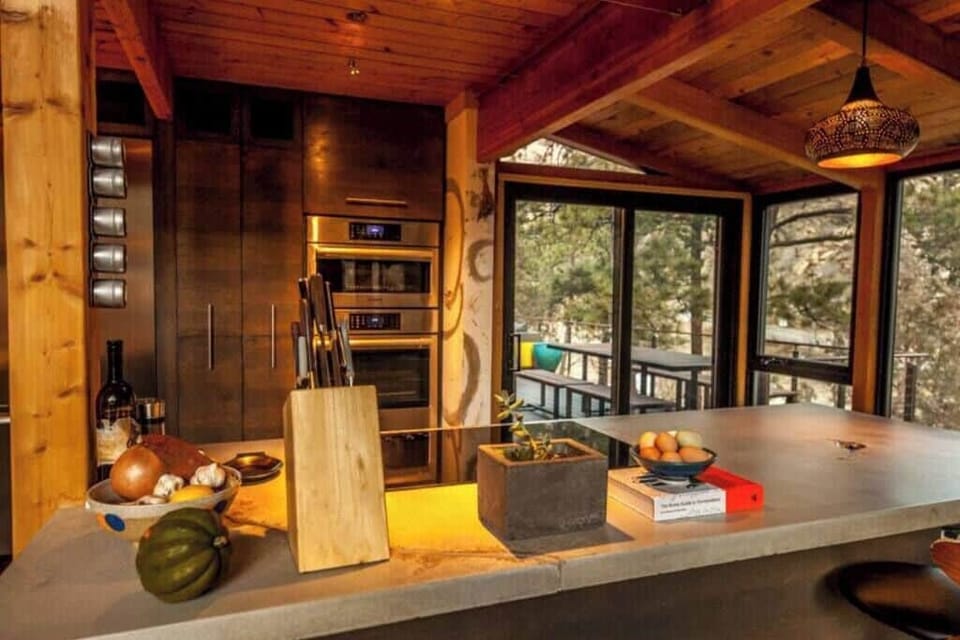 Fully stocked kitchen. 