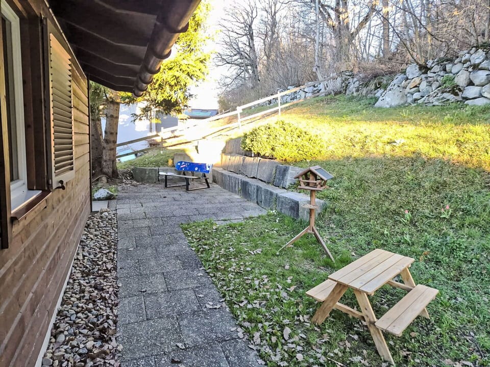 Flagstone, Backyard, Garden, Walkway, Shade, Cobblestone, Yard, Driveway, Lawn, Landscaping