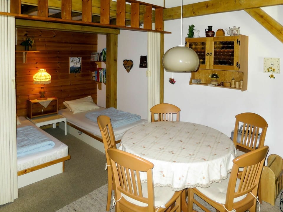Room, Property, Furniture, Dining Room, Interior Design, House, Building, Table, Floor, Home