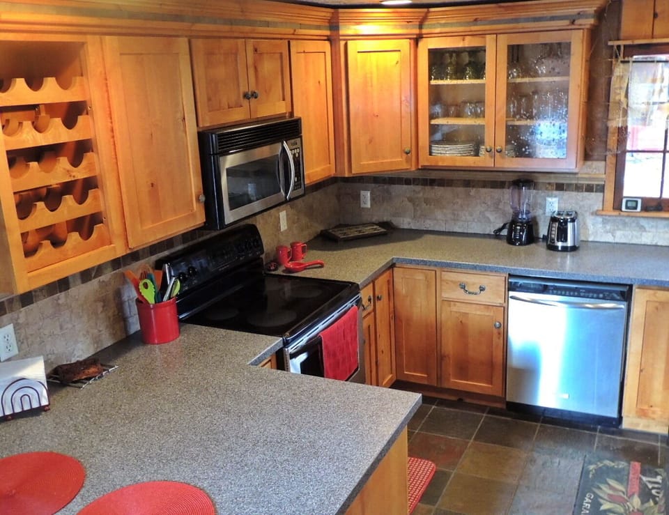 Cook your favorite meals in this kitchen