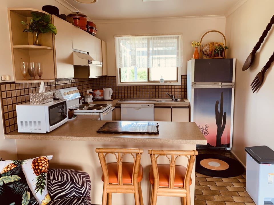 Hideaway Beach Cottage Kitchen