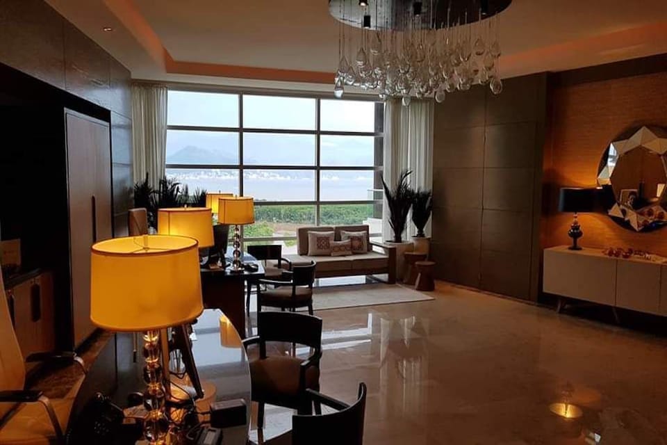 Grand Luxxe Concierge Tower 4, 9th Floor