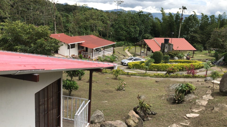 Tres casas y 6 cuartos