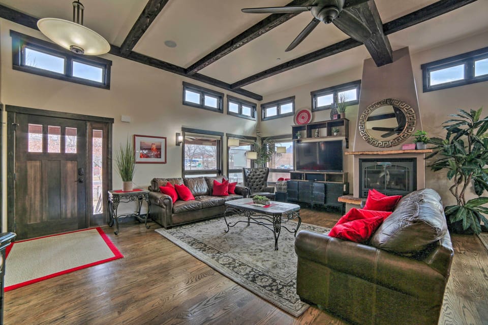 Moab Vacation Rental | 4BR | 3BA | 3,400 Sq Ft