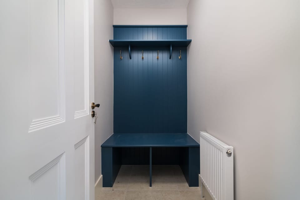 Changing area / luggage closet in eách Titanic (Titanic Cottage)