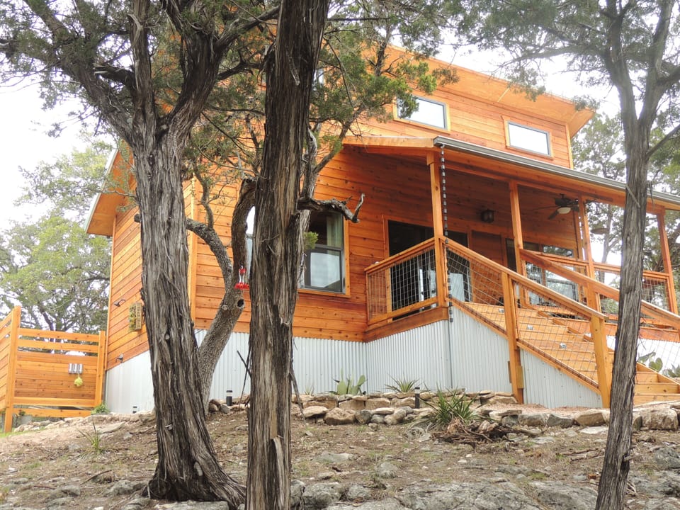 Ground floor square footage is 456 ft.²