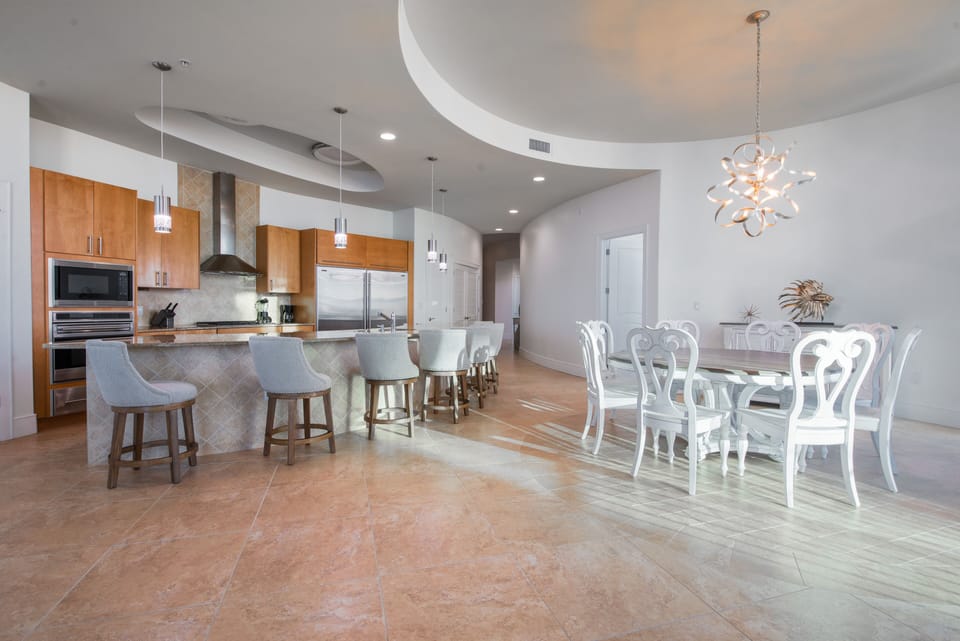 Turquoise Place D2401 Dining Room