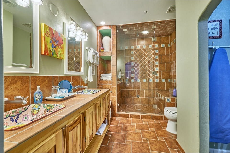 Primary bath with rain shower and Sanna