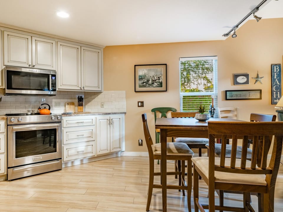 kitchen and dinning area