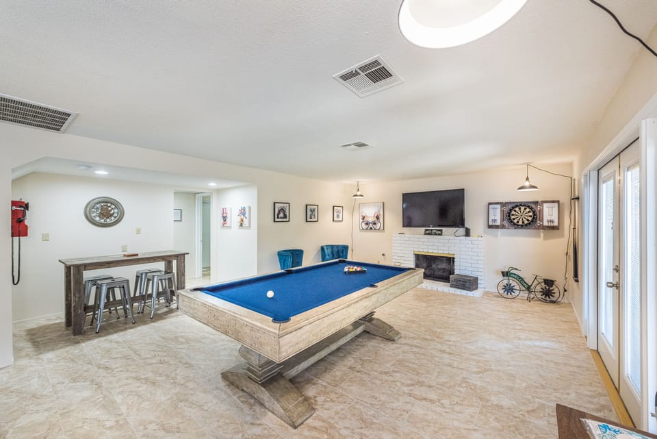 Game room