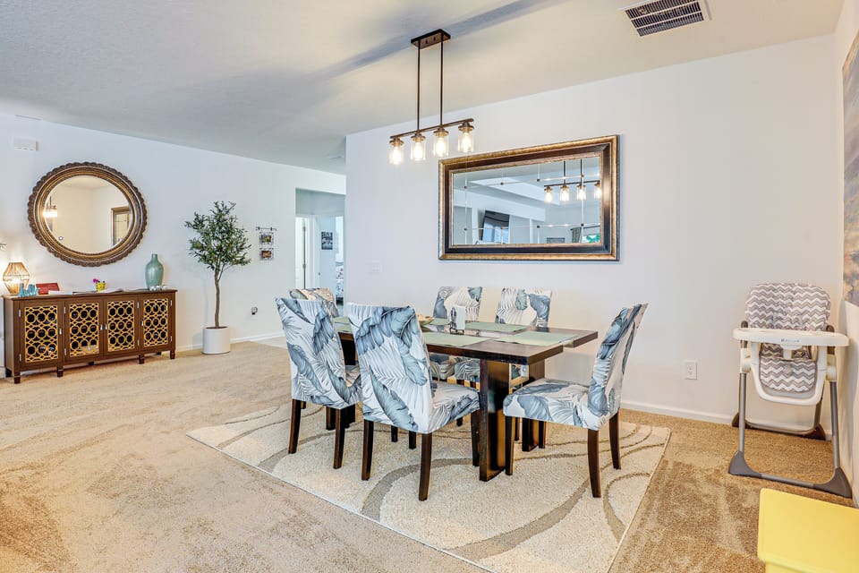 Dining Space | Dishware/Flatware