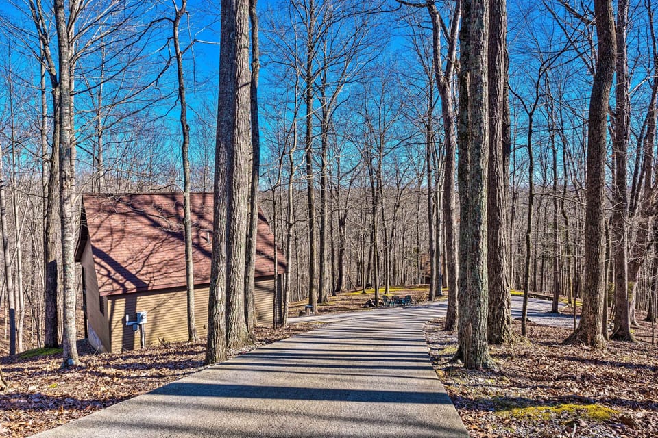 Parking | Driveway (2 Vehicles)