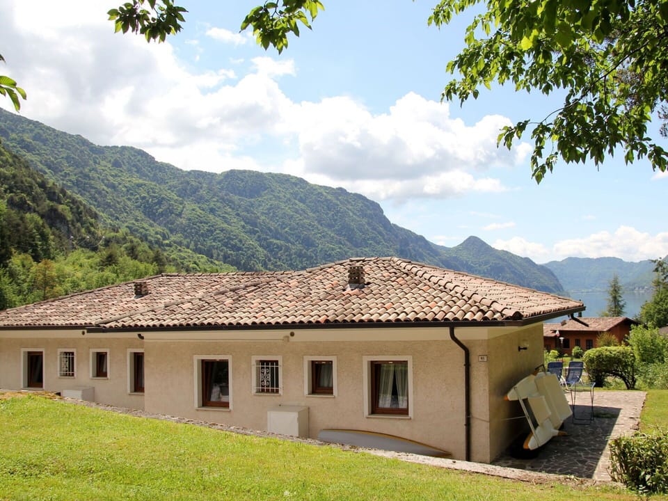 Mountainous Landforms, Property, Highland, House, Land Lot, Mountain Range, Real Estate, Roof, Hill Station, Rural Area