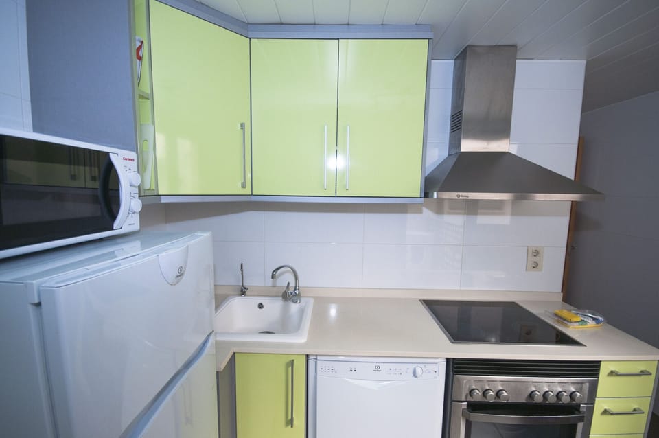 Kitchen in Borumbot apartment in the centre of Calpe