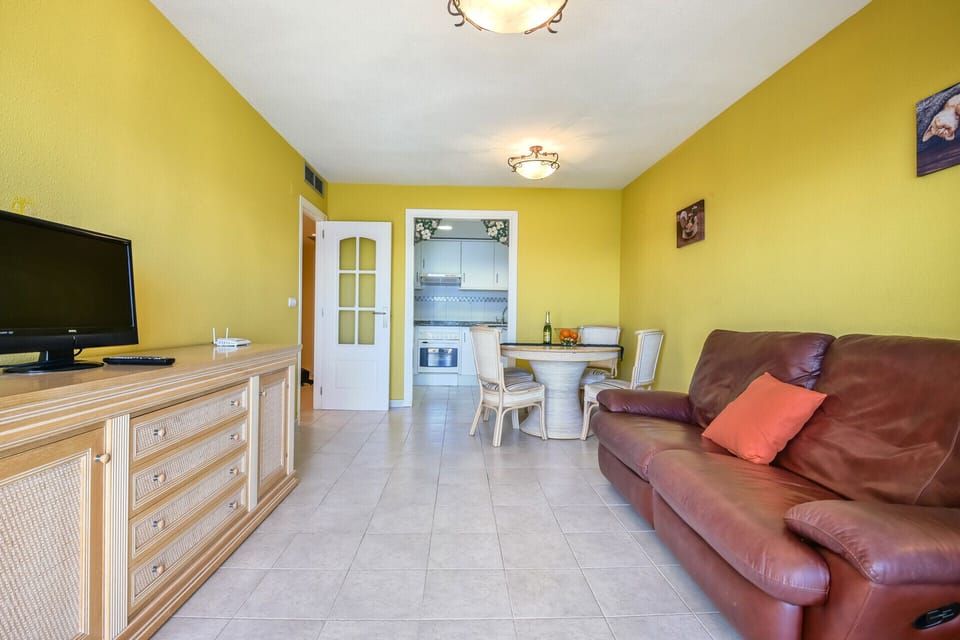 The lounge in the Apolo XVI building near La Fossa
