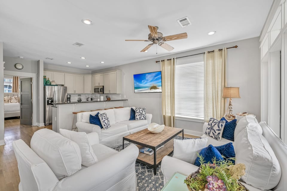 Edge of the Sea - Seacrest Beach - Second Floor - Living Area