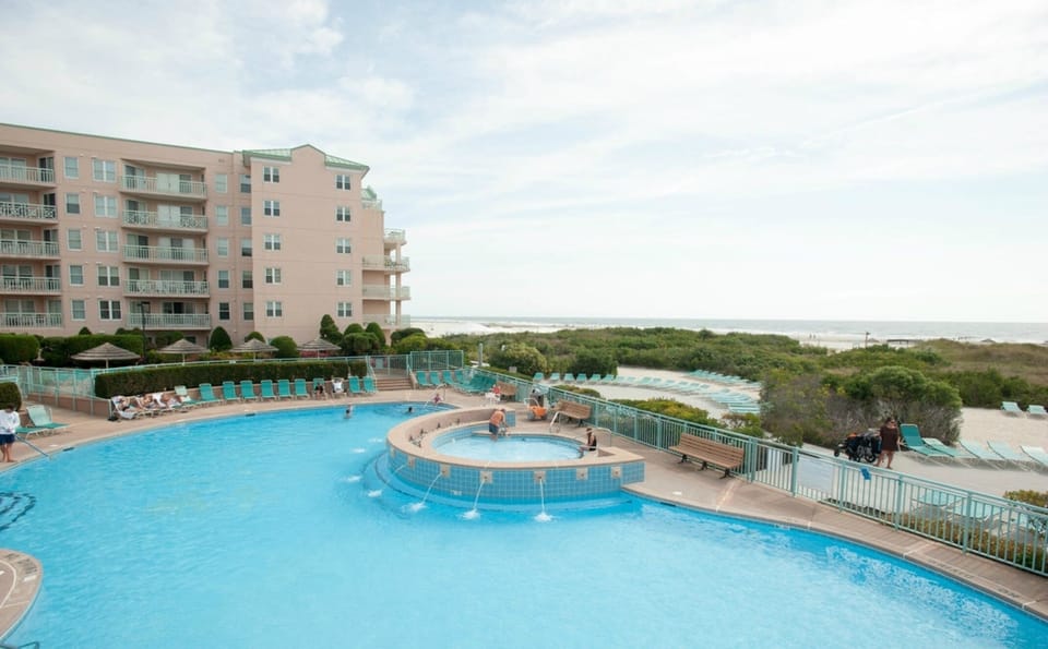 Ocean front Pool