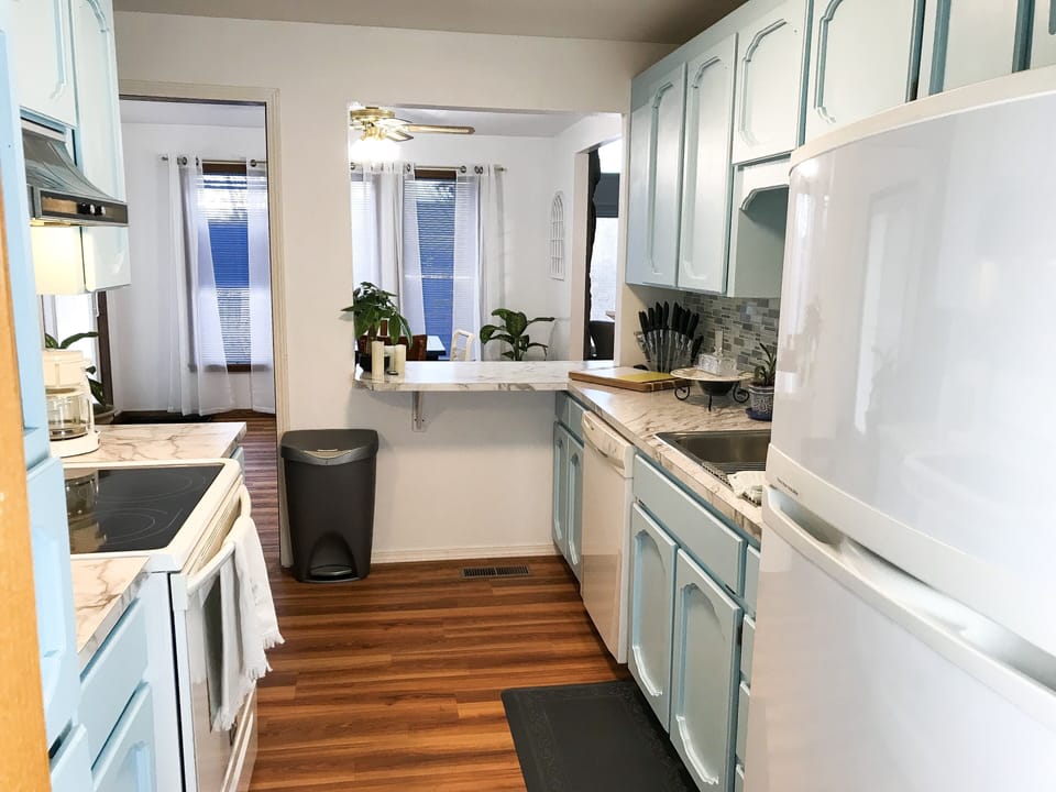 Kitchen. Full kitchen features a Vitamix blender, toaster, waffle maker, etc. 