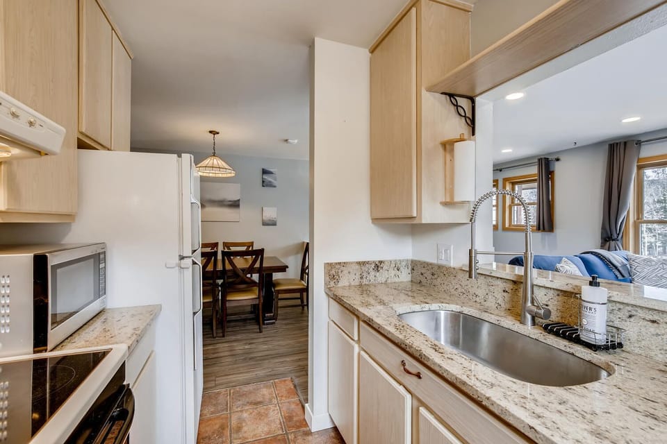MR501 Kitchen