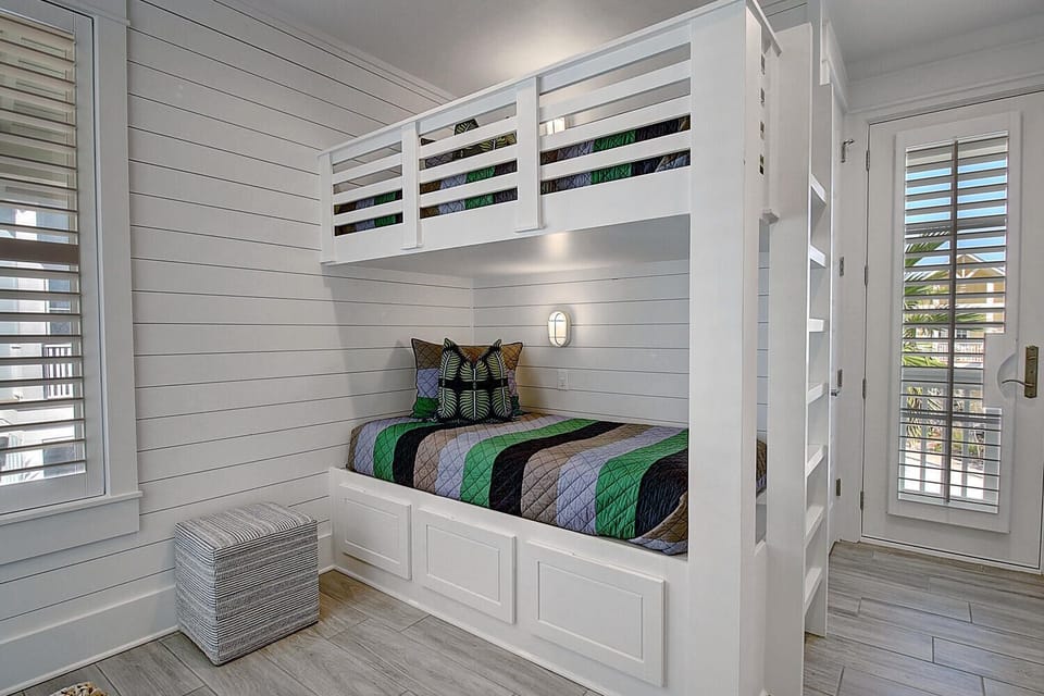 2nd Floor Hallway Bunks