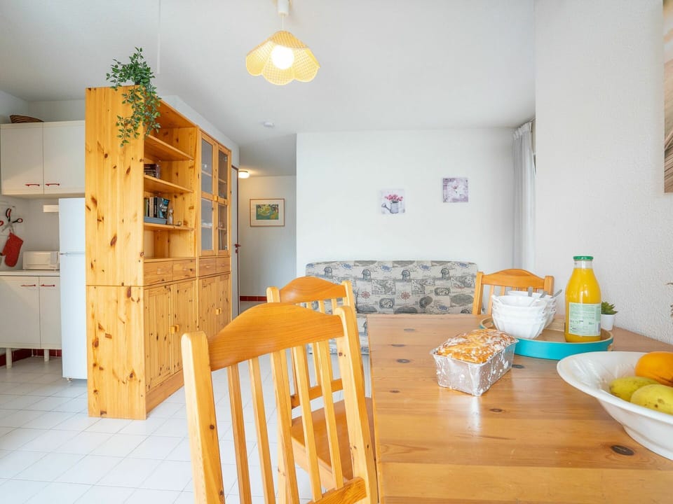Table, Wood, Orange, Chair, Lighting, Yellow, Interior Design, Building, Floor, Living Room