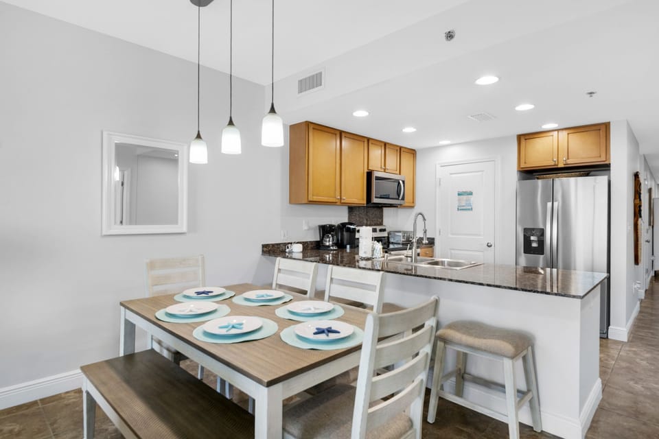 Dining table plus eat-in bar seating