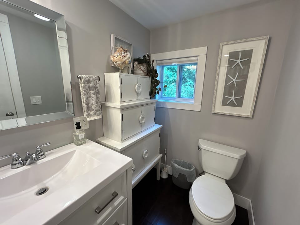 Plenty of storage in the bathroom