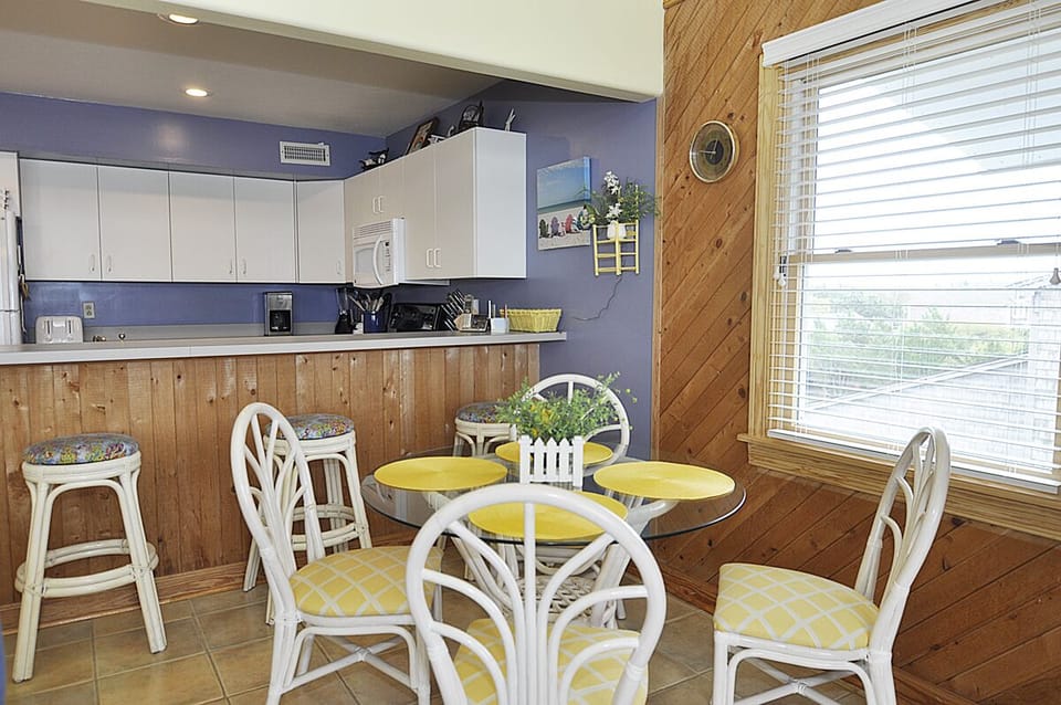 Dining Area, First Floor