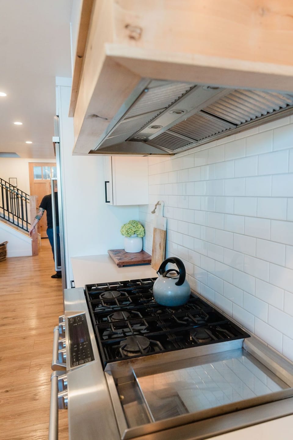 Fully stocked kitchen+double oven+crockpot and Blendtec blender