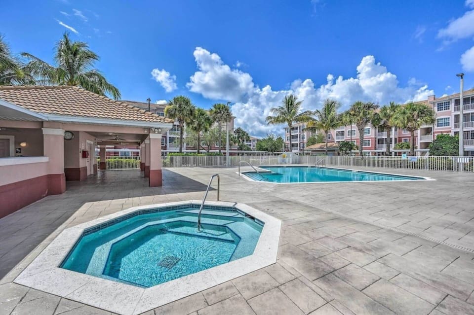 Enjoy swimming in the community pool, relaxing in the hot tub, or just sunbathing on the expansive pool deck.