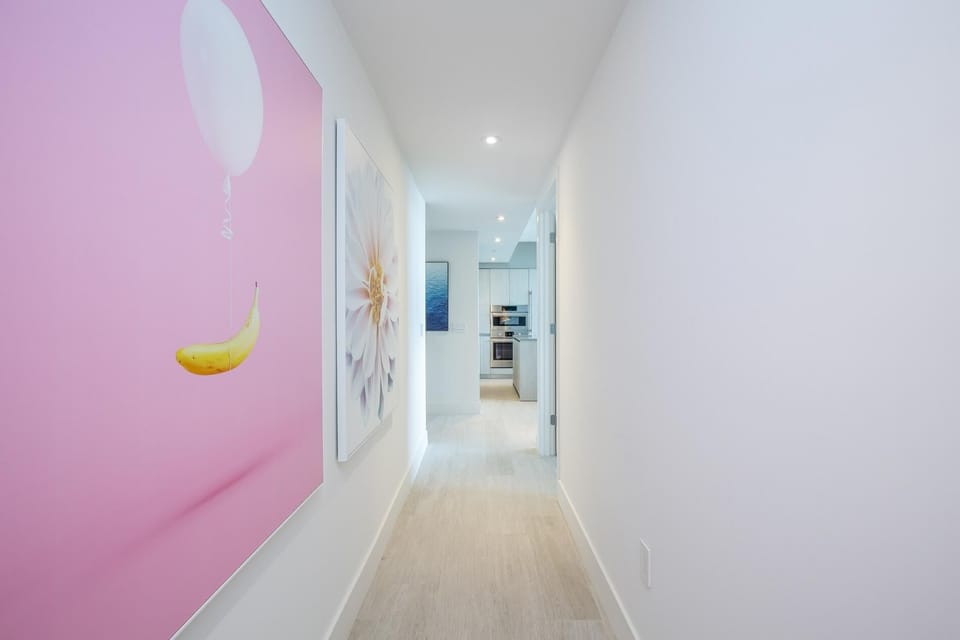 Family 3 bedroom Hyde Beach House Miami 22th floor (3436)