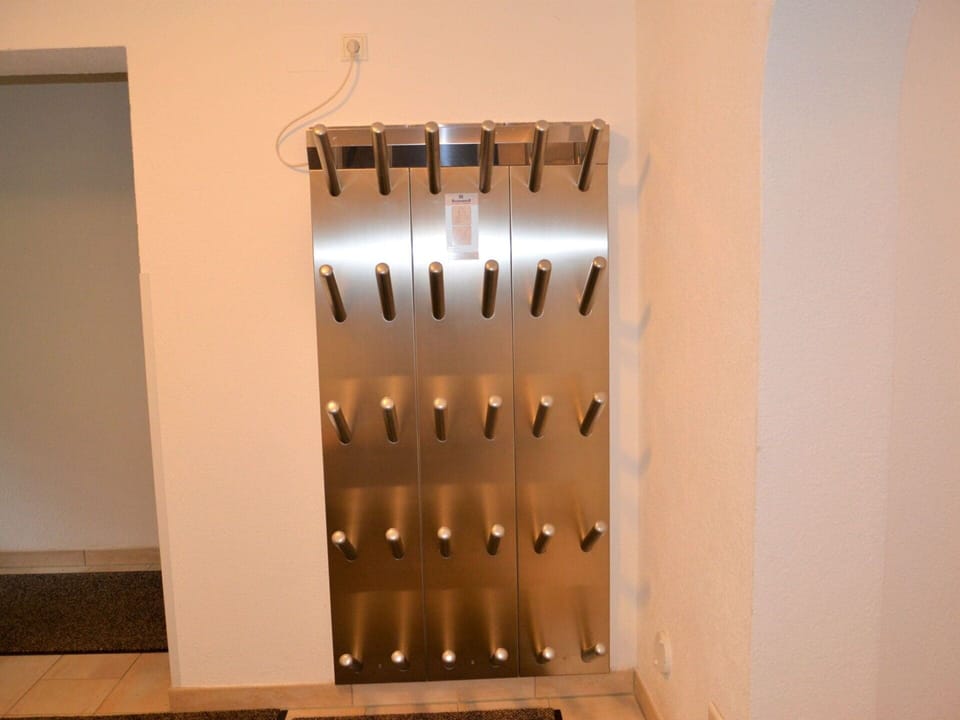 Building, Wood, Stairs, Flooring, Art, Hardwood, House, Wood Stain, Plaster, Rectangle