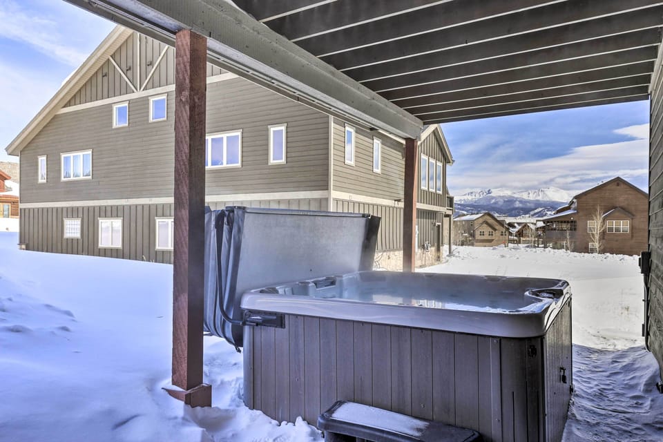 Private Hot Tub