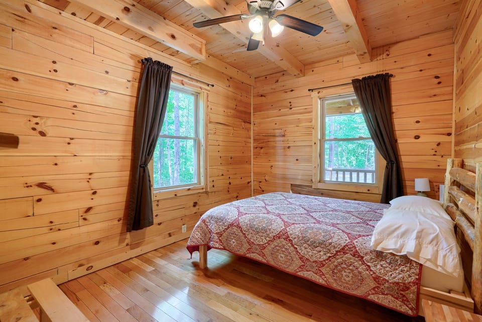 main level bedroom with queen bed