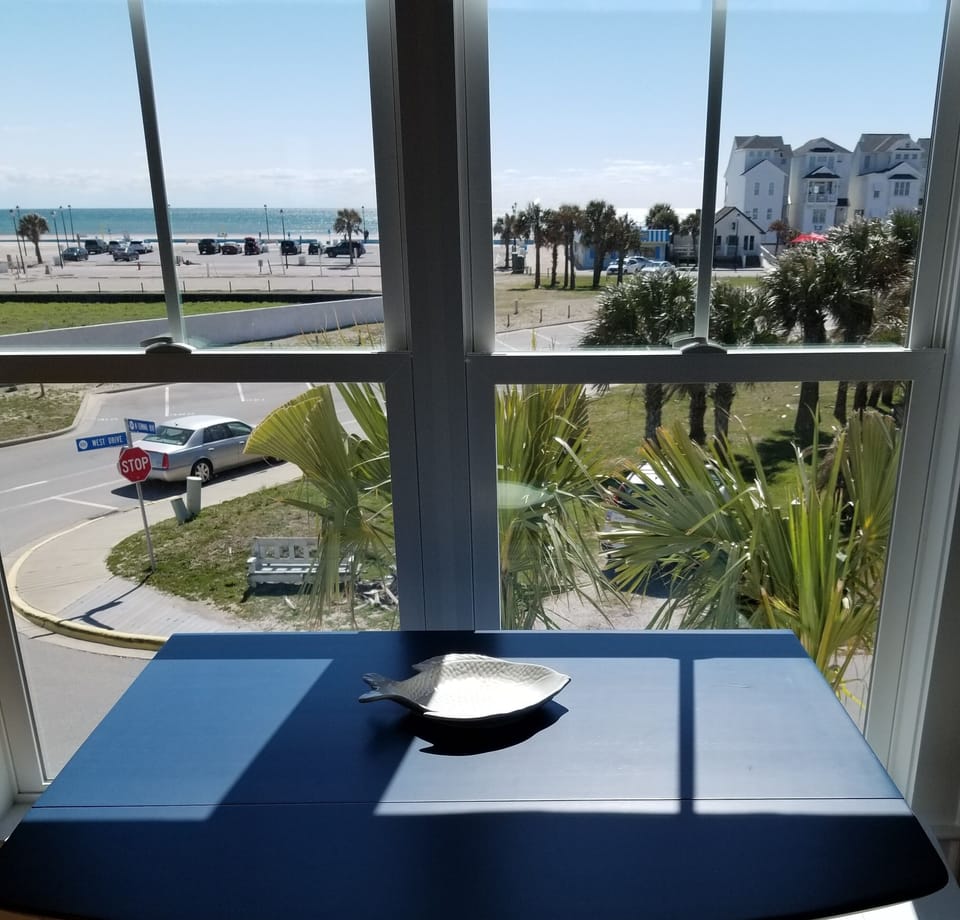 Beach View from all 3 floors!