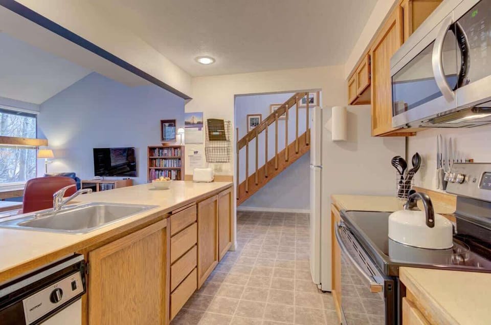 Open view kitchen