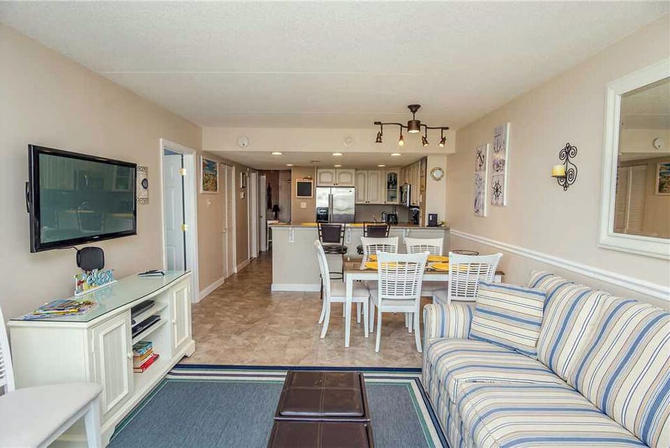 Sea Watch 1603 LIVING-AREA