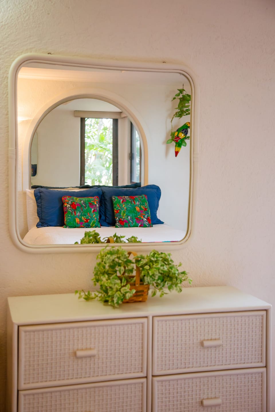 Guest bedroom