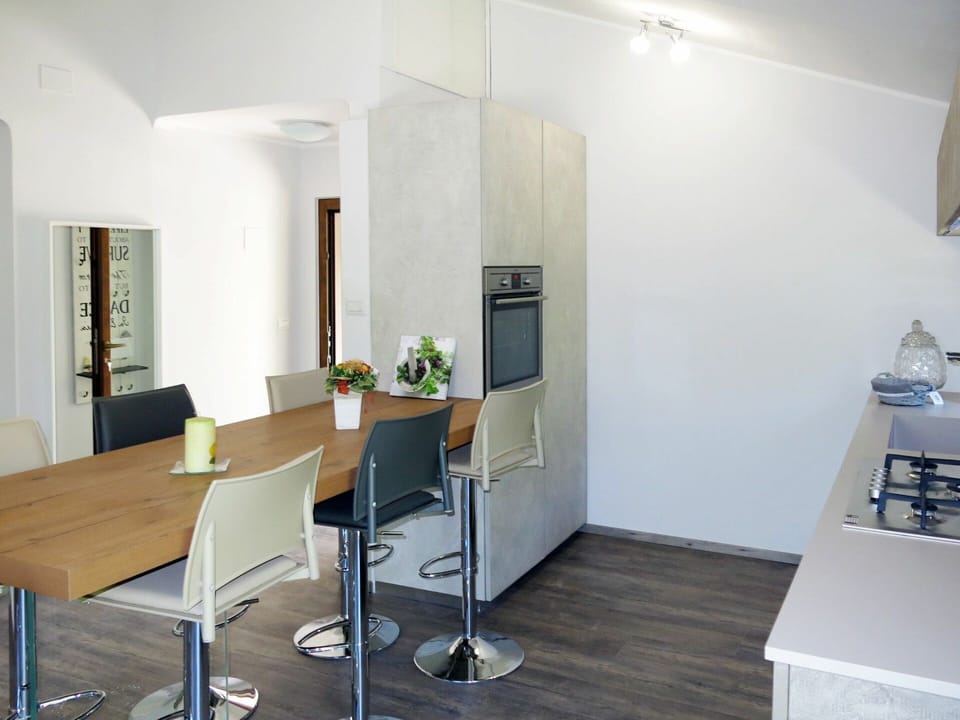 Room, Property, Interior Design, Furniture, Building, Floor, House, Wall, Ceiling, Architecture