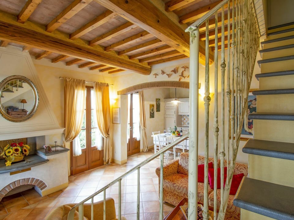 Picture Frame, Couch, Building, Wood, Window, House, Beam, Living Room, Real Estate, Ceiling