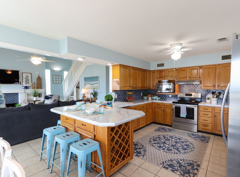Kitchen and dining open to living area, great for gatherings