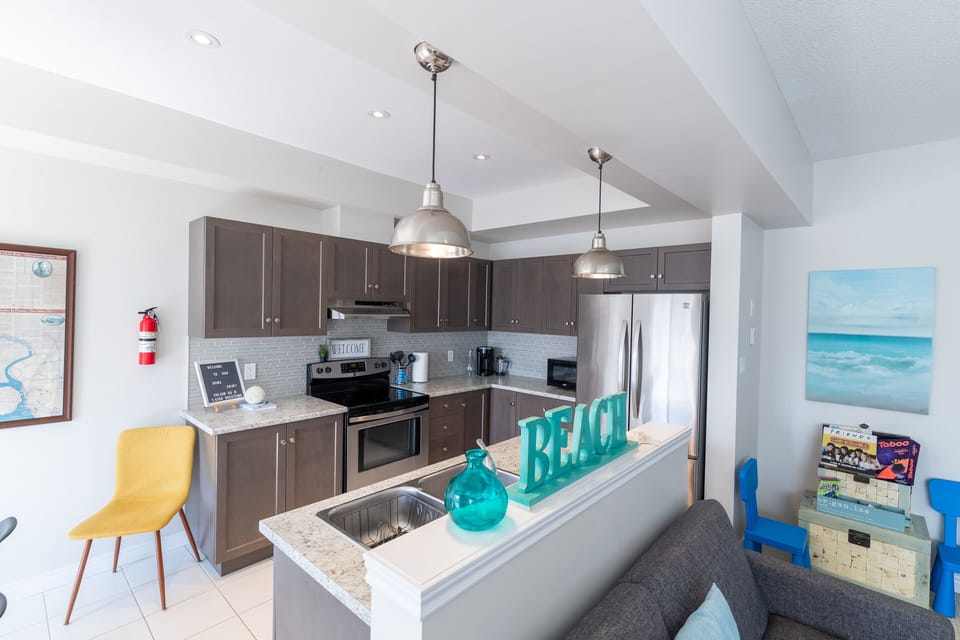 Fully equipped kitchen for home cooked meals 