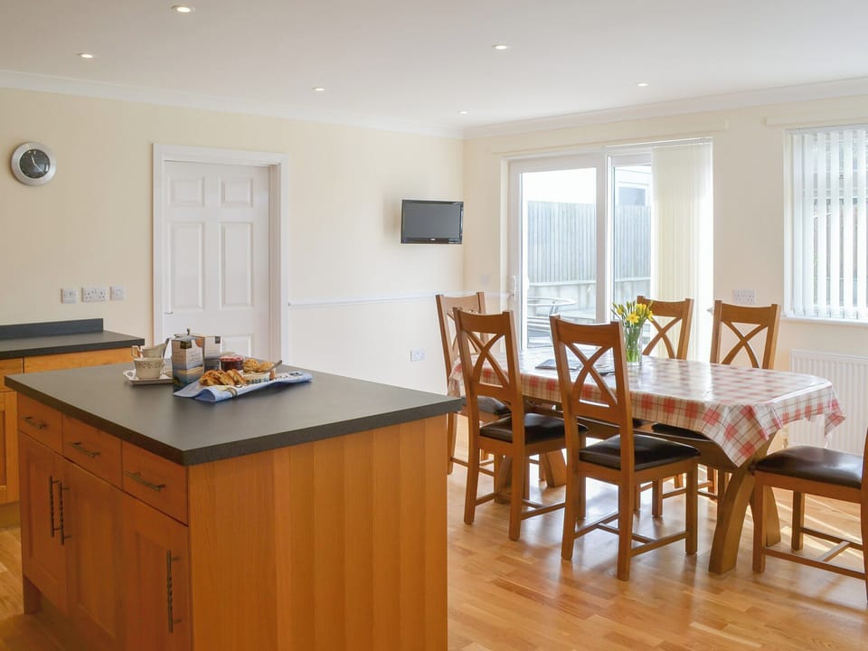 Spacious kitchen area | Driftwood, Port Isaac
