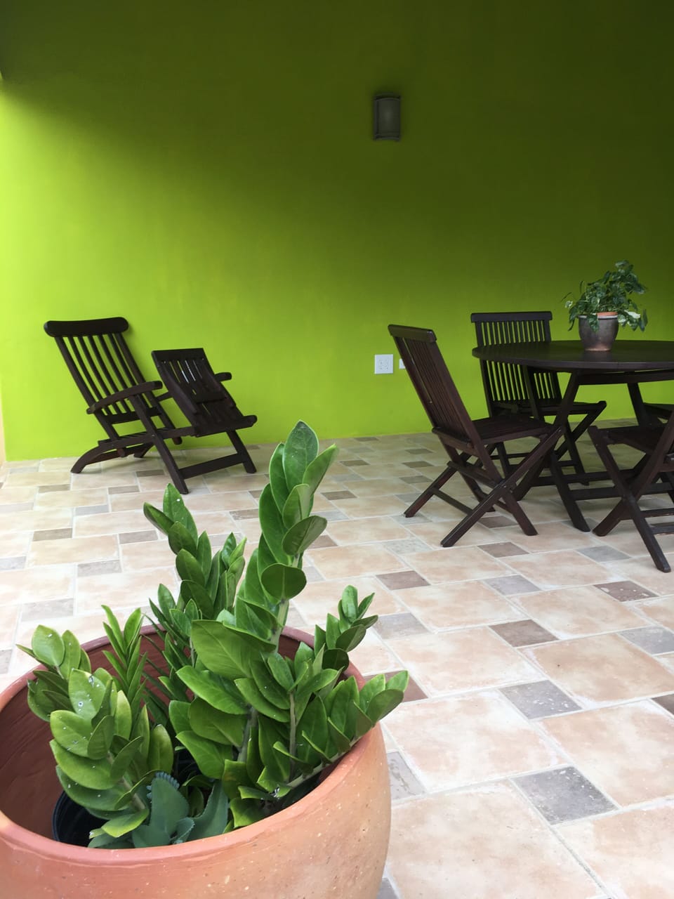 Outdoor dining