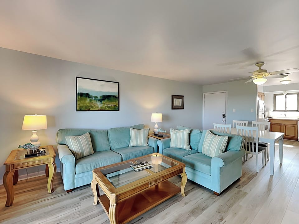 Living Area Seating w. Sleeper Sofa