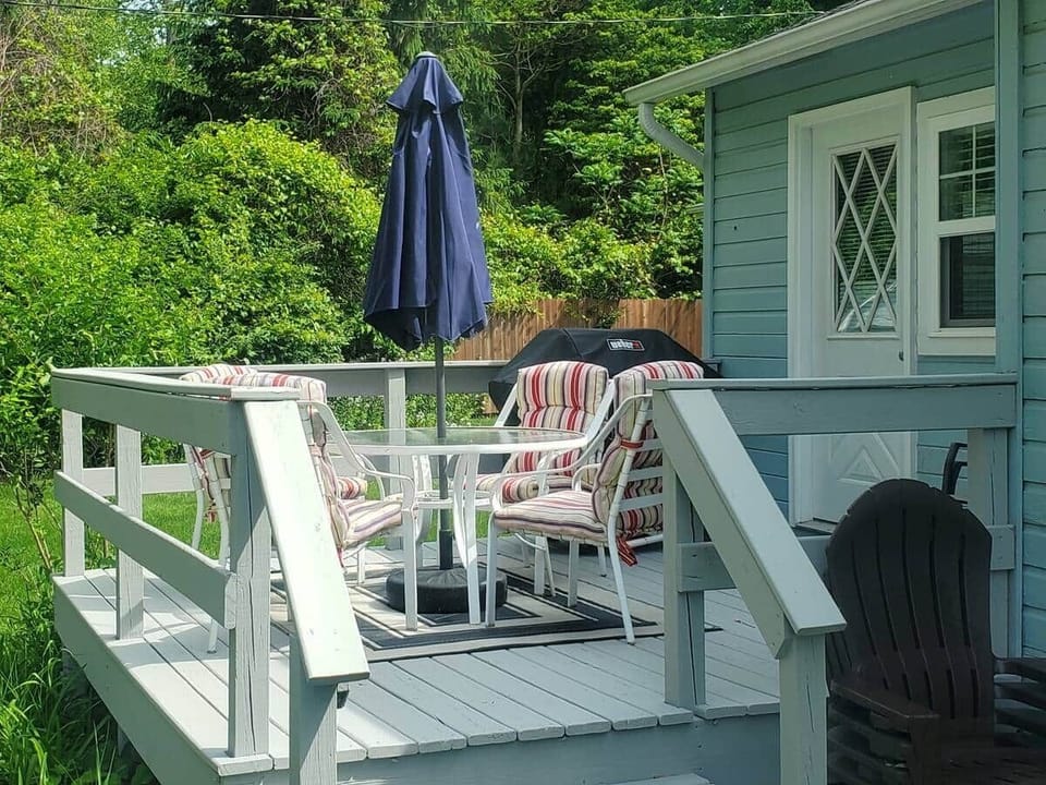 Bluehousedeck2